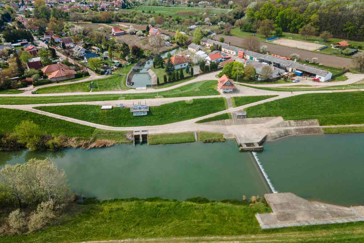 Gyulai duzzasztó (2).jpg